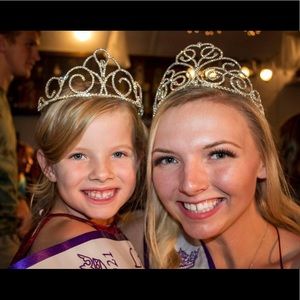 Meet your Posher, Haley